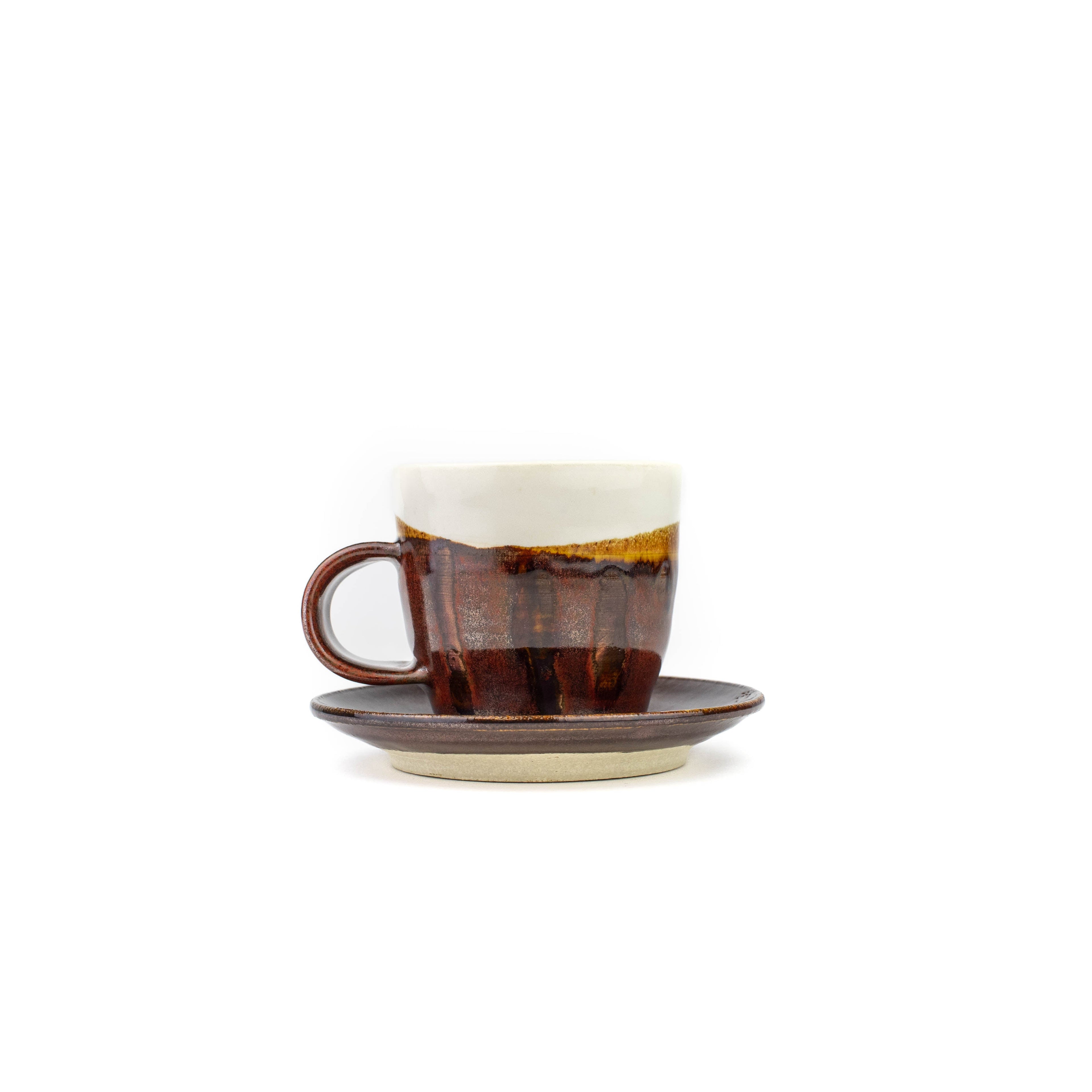 Tasse à espresso avec soucoupe