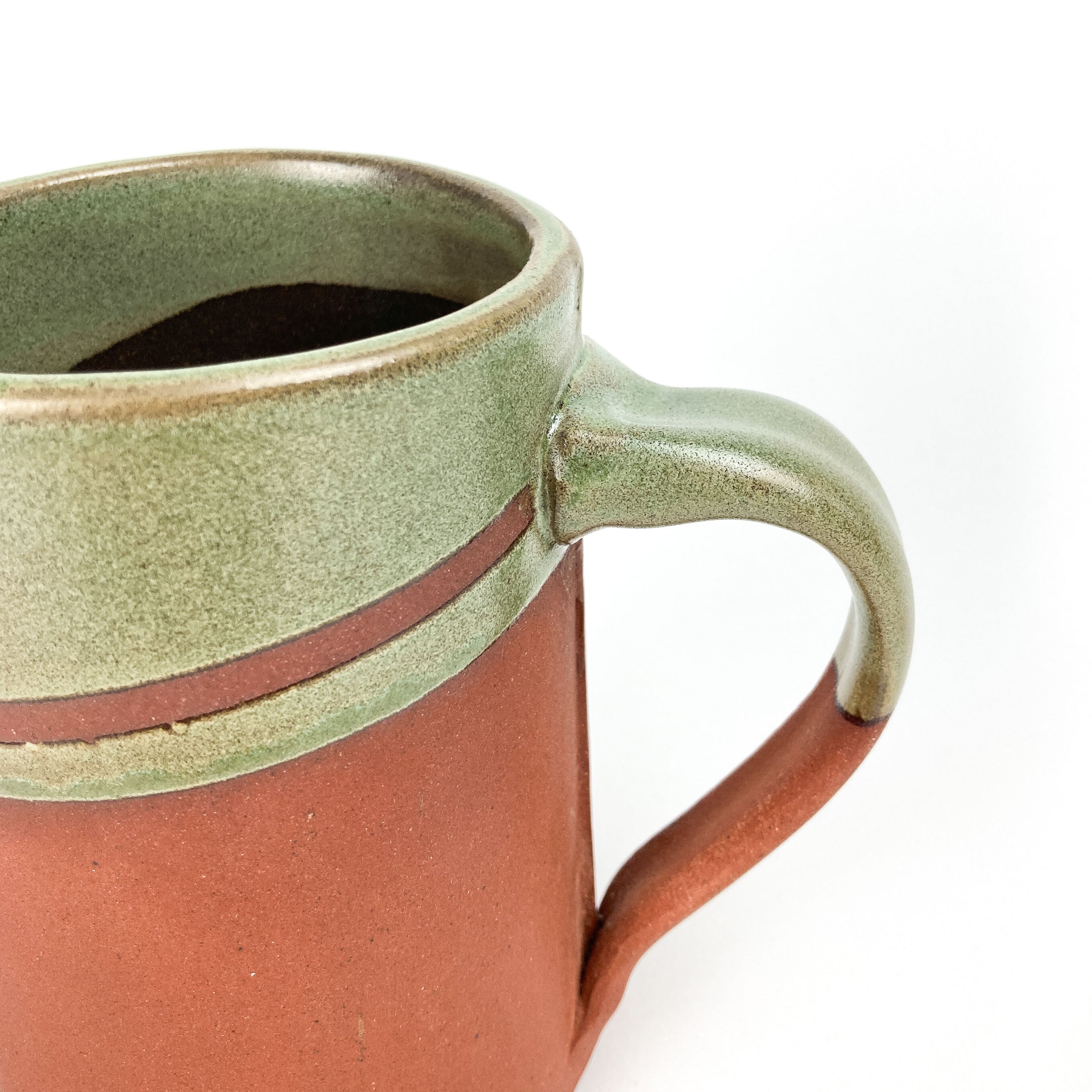Tasse rouge et verte