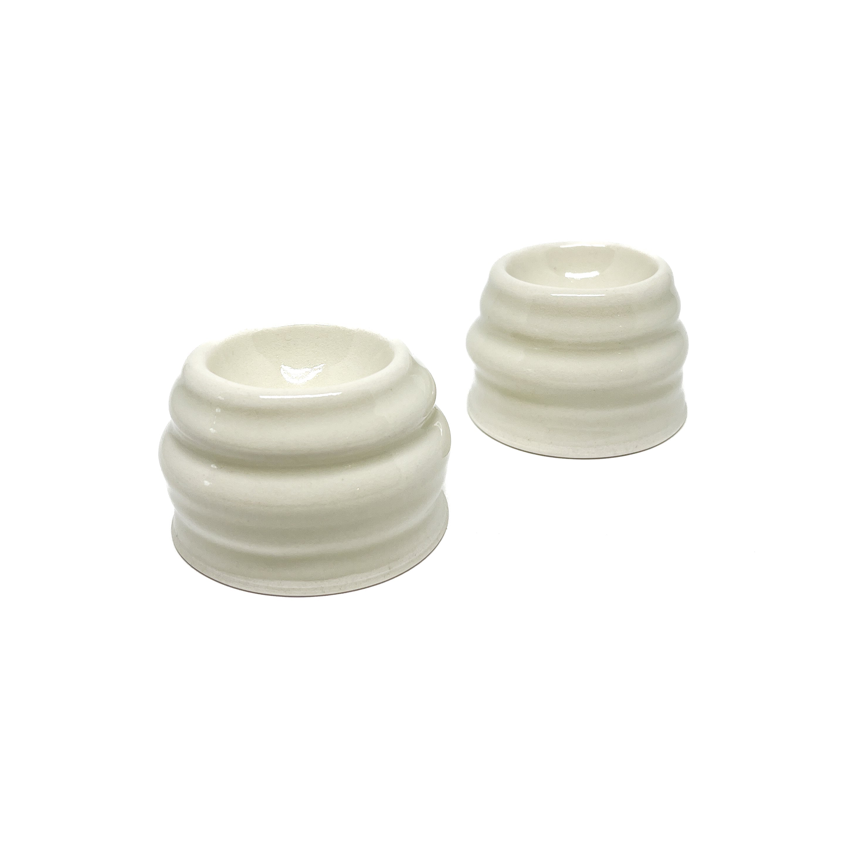 Coquetier en porcelaine