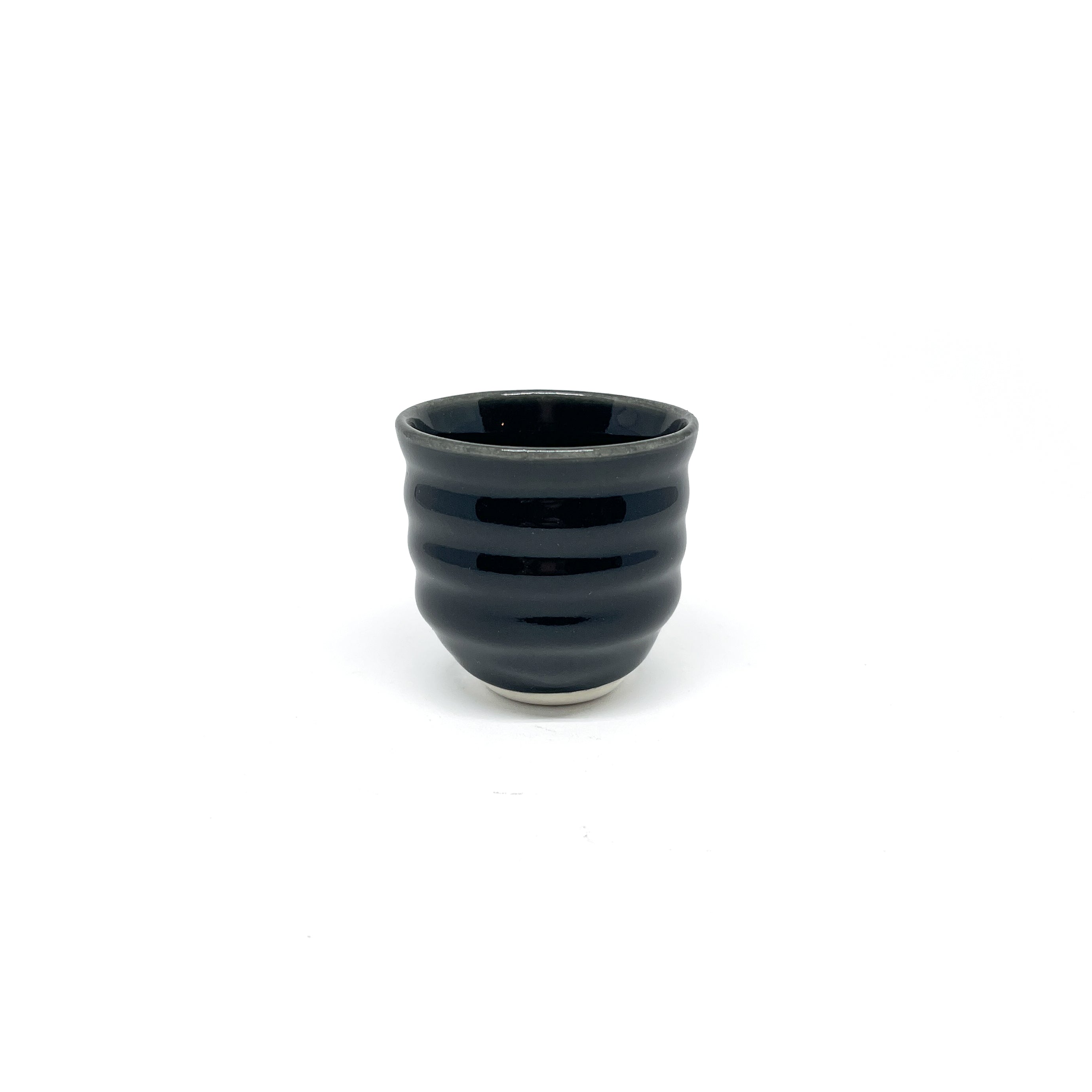 Tasses à saké en porcelaine