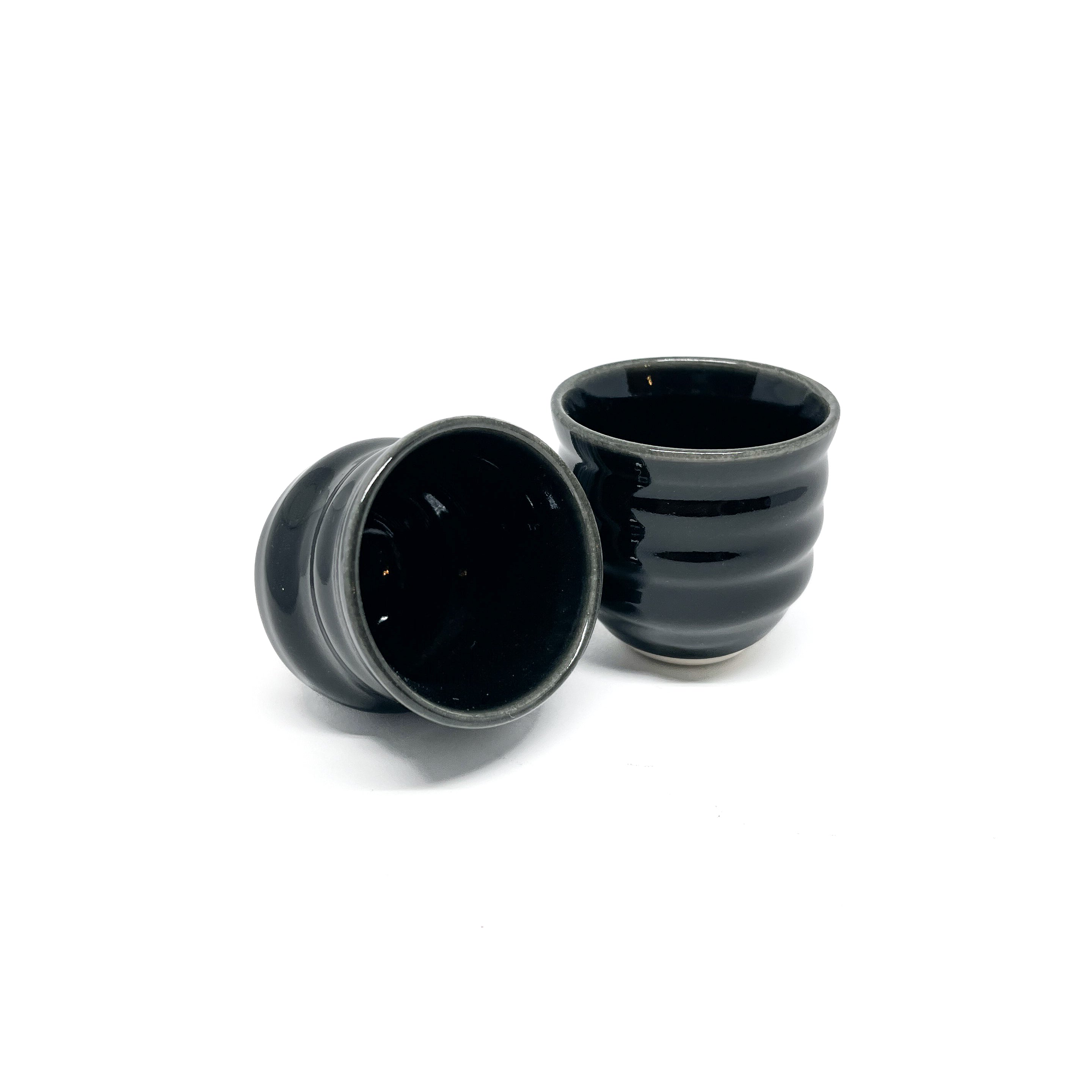 Tasses à saké en porcelaine