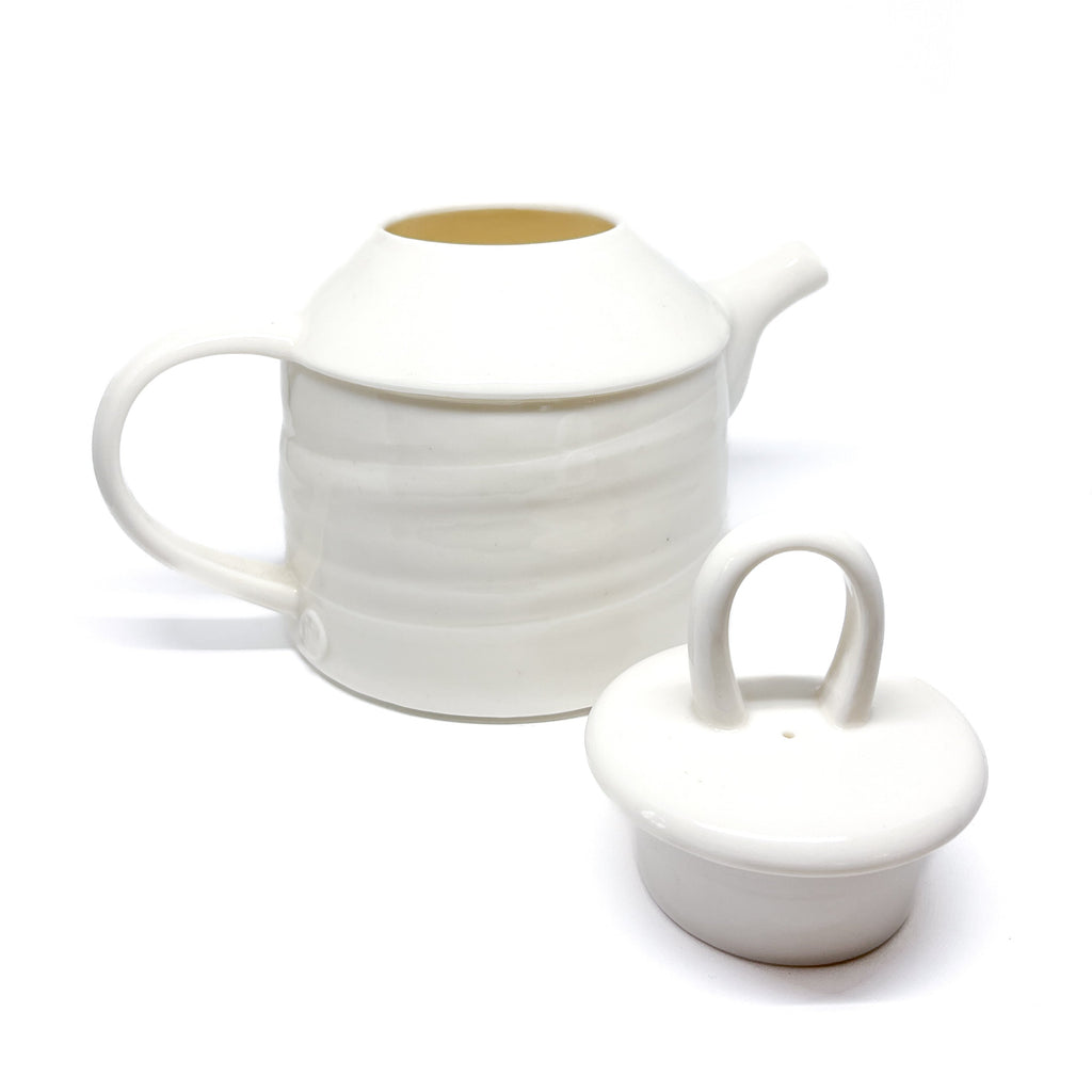 Théière avec couvercle à boucle