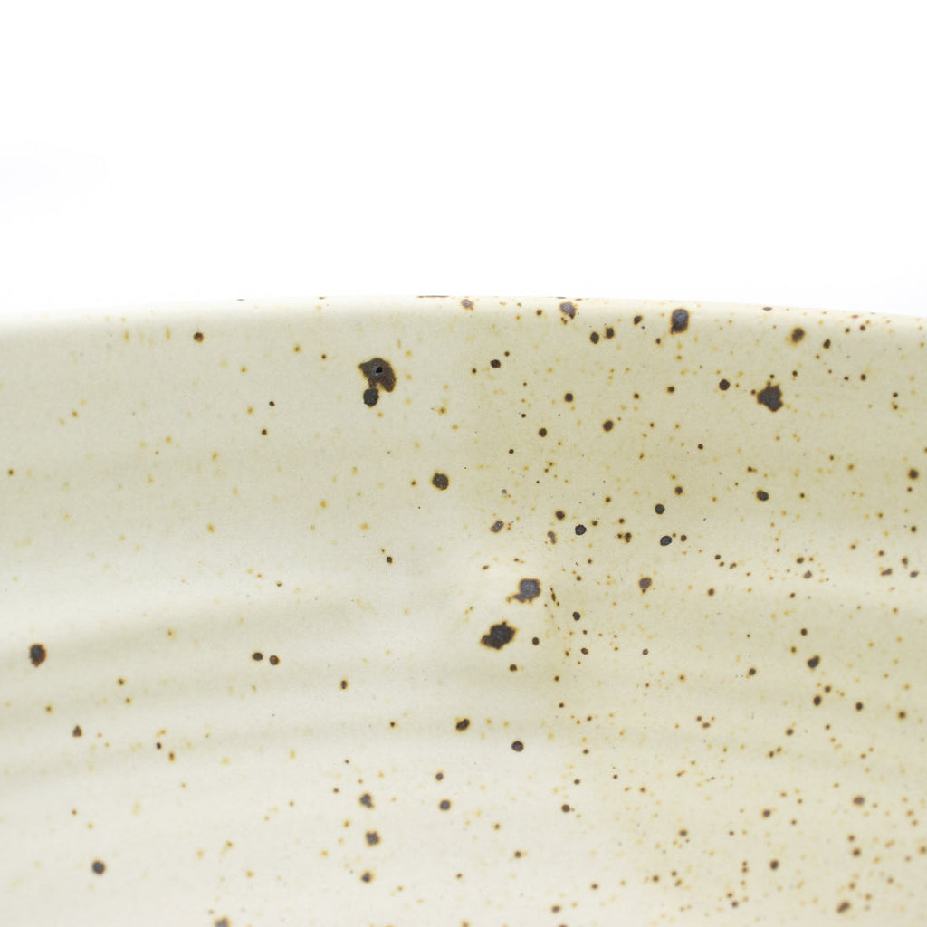 Bol moucheté blanc et crème