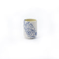 Tasse bleue et blanche