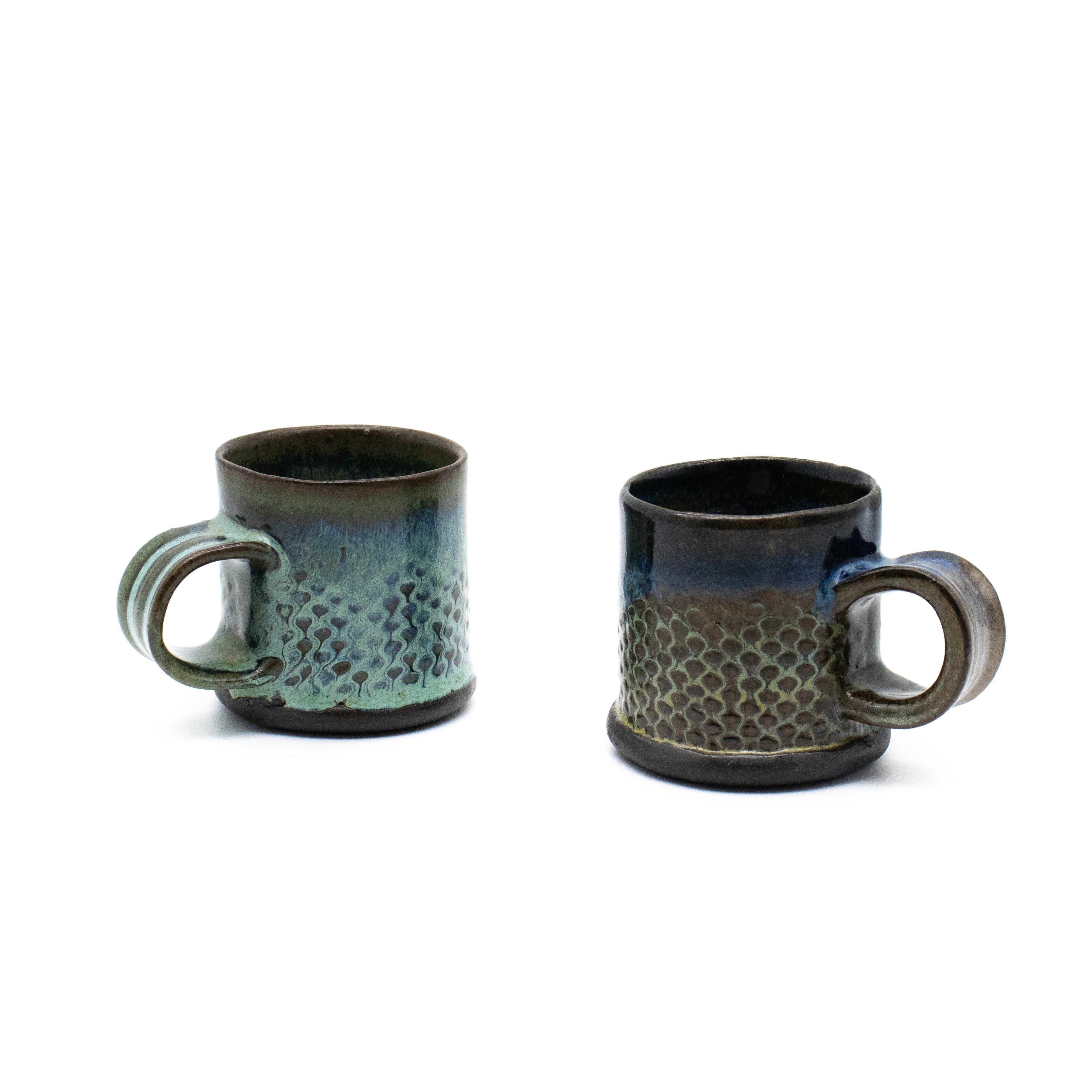 Tasses à espresso texturées fabriquées à la main