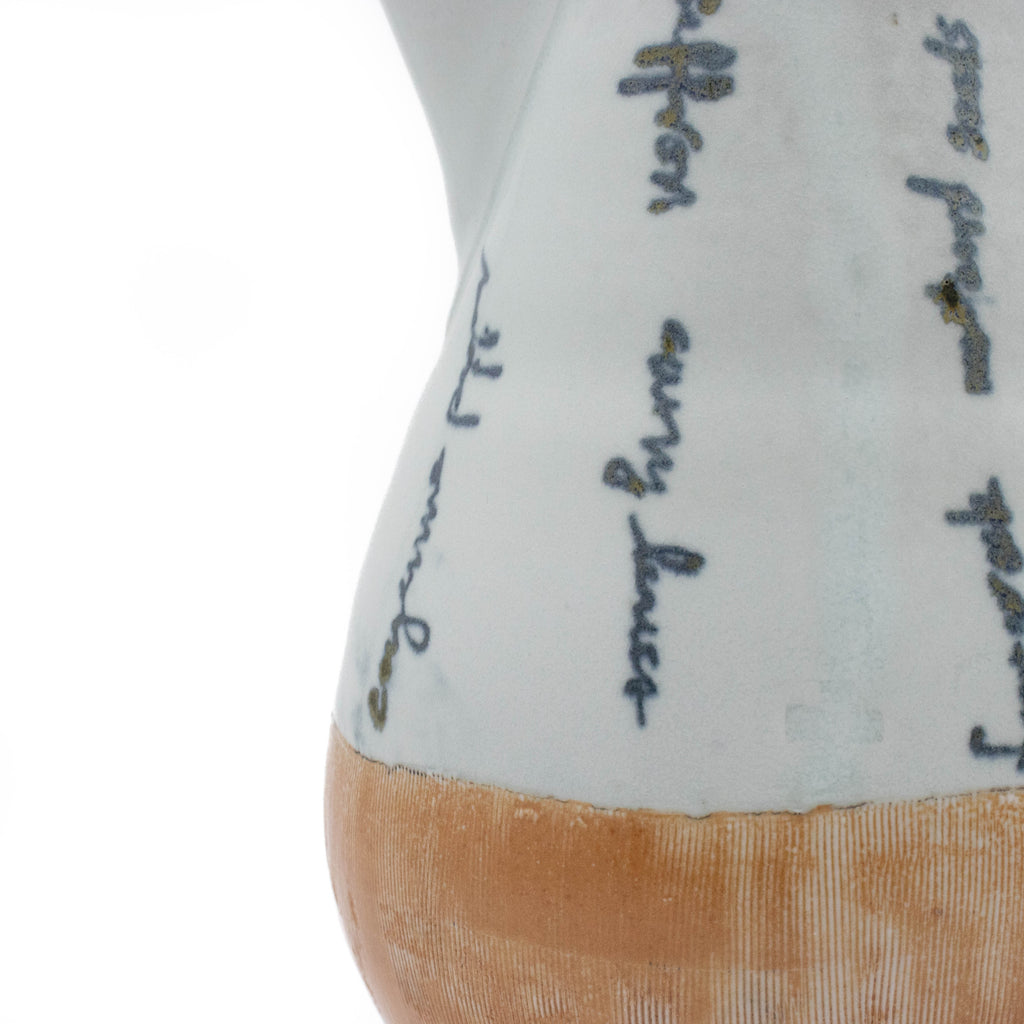 Pichet en porcelaine cuite au sel